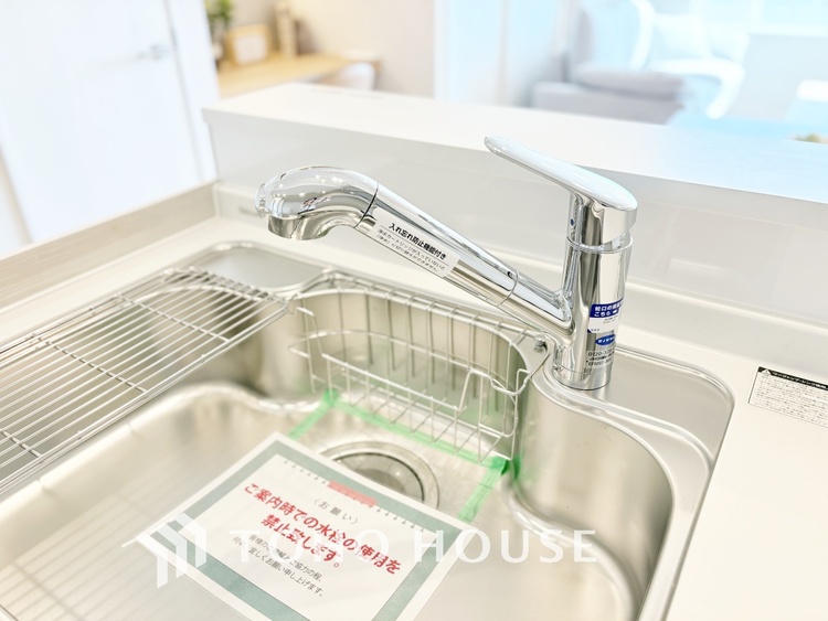 キッチン 【KITCHEN】◆家族のおはよう◆の声を笑顔で迎えてあげられるシステムキッチン。朝ごはんが楽しみでちょっと早起きしたくなるんです。