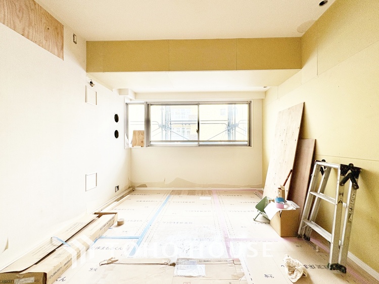 内装 【改装中】【LIVING】◆扉を◆開くとこの景色。家族の”おかえり”の声が聞こえてきそう。