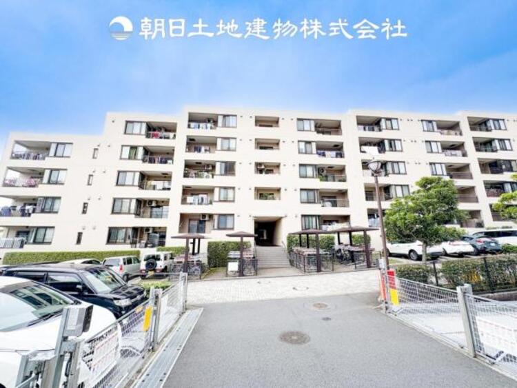 外観 リフォーム中につきリフォーム完了したお部屋も見ることができます。