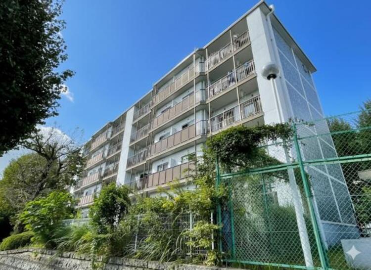 外観 ＊徒歩圏内に生活施設の広がる、長く住まうの安心の住環境＊まずはお気軽にお問い合わせください！