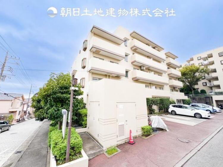 外観 リフォームの完了したお部屋も中をご覧いただけます。お気軽にお問い合わせください！