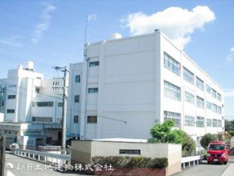 周辺 横浜市立美しが丘小学校470ｍ