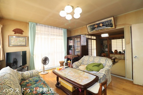 西伊敷５丁目　中古戸建の物件画像