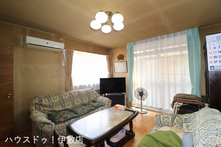 内装 【1F洋室】2方向に窓があり、一日を通して安定的光を確保できます