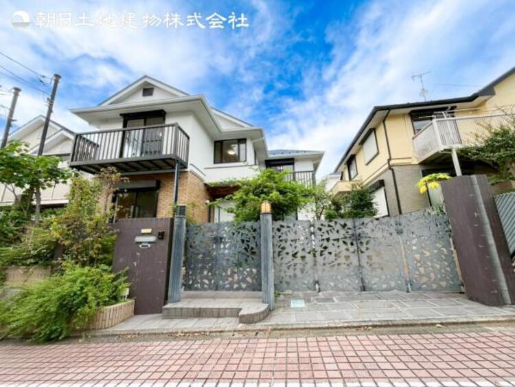 外観 すぐのご見学予約や資料請求などお気軽にお問い合わせお待ちしております