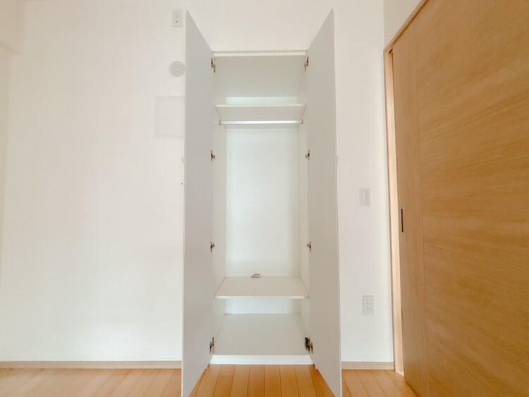 収納 居室にはクローゼットがあり、荷物もスッキリ収納して快適にお過ごしいただけます。