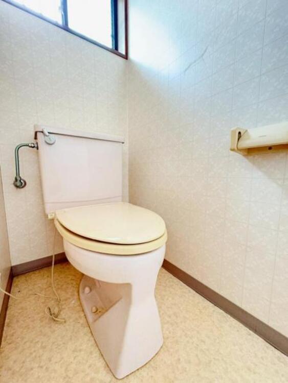 トイレ 各階にトイレがございます