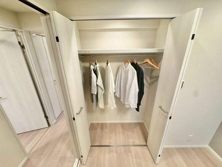 その他 収納スペースが付いていて、お部屋を広く使っていただけます。