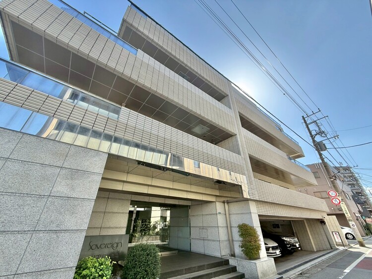 その他 飽きのこないシンプルモダンな外観です。