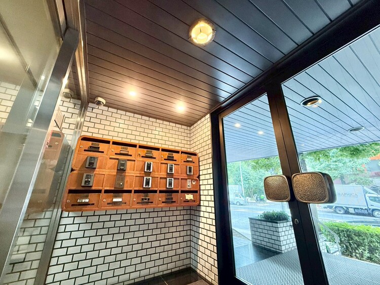 その他 館内は静寂な中が保たれており、管理が行き届いている印象を受けました。