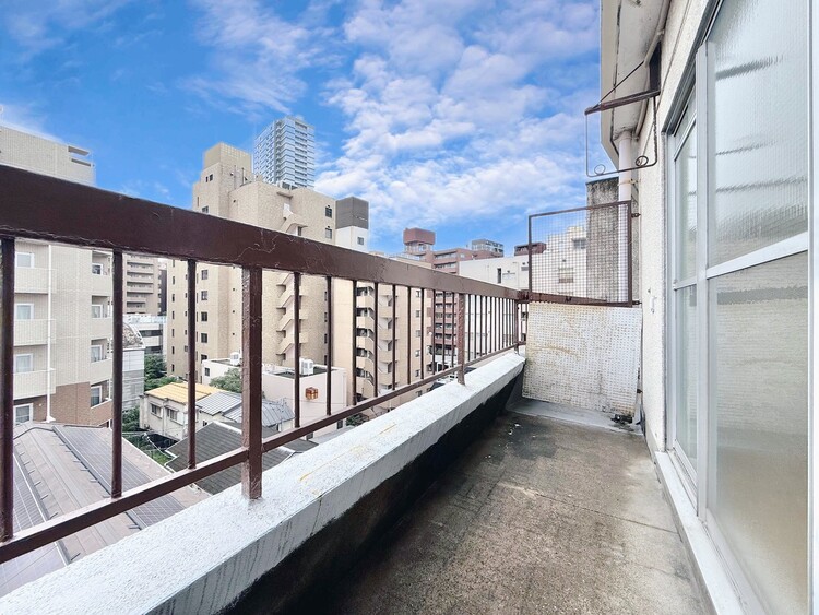 その他 朝の澄んだ空気や、夕方に吹く清々しい風を感じられるバルコニー。