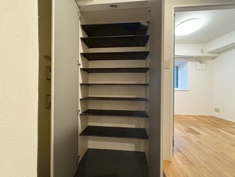 その他 家電やスーツケース、ストック品など何でも片付く嬉しい空間です。