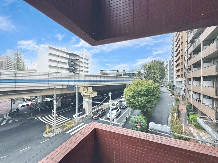 その他 眺望や窓からの景色が良いと、家で過ごす時間も快適です。