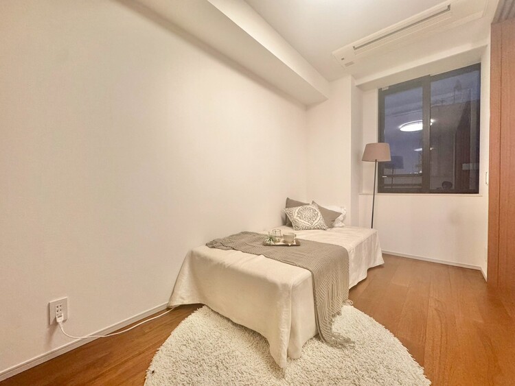 その他 清かで艶やかな時間をもたらしてくれる室内です。