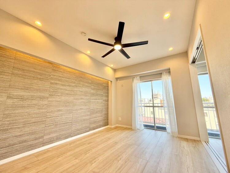 その他 清かで艶やかな時間をもたらしてくれる室内です。