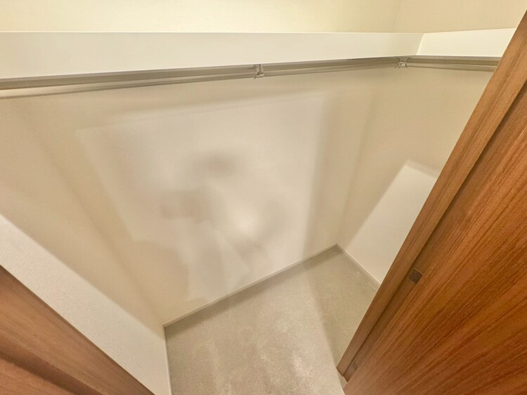 その他 収納スペースが付いていて、お部屋を広く使っていただけます。