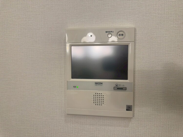 その他 誰が来てもわかる様にモニター付きインターホンを設置。