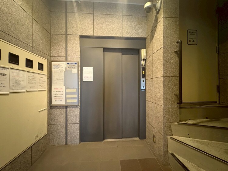 その他 エレベーター完備のため荷物が多くなっても安心。