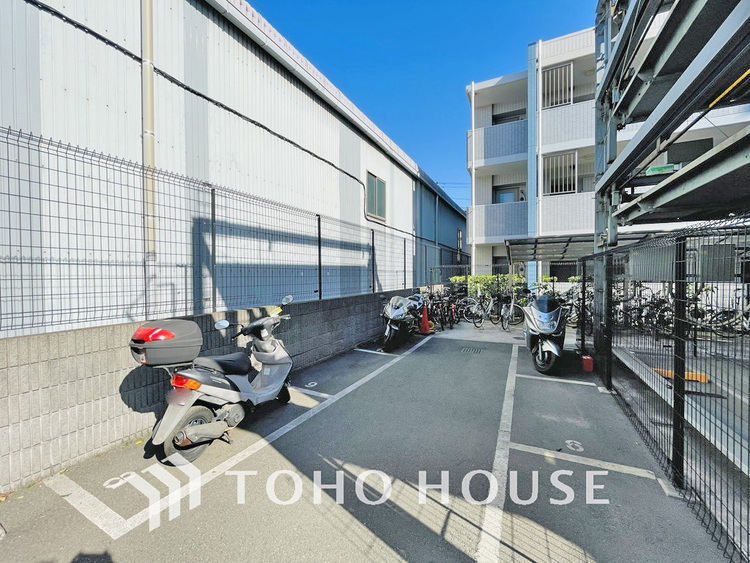 その他 バイク置場（料金・空き状況はご確認ください）