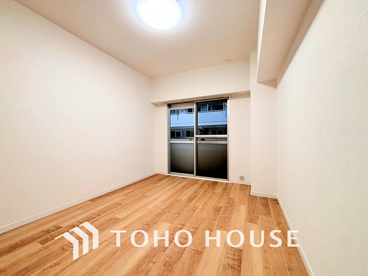 内装 1日の疲れを癒し、心地よく寛げるようゆったりとした広さをしています