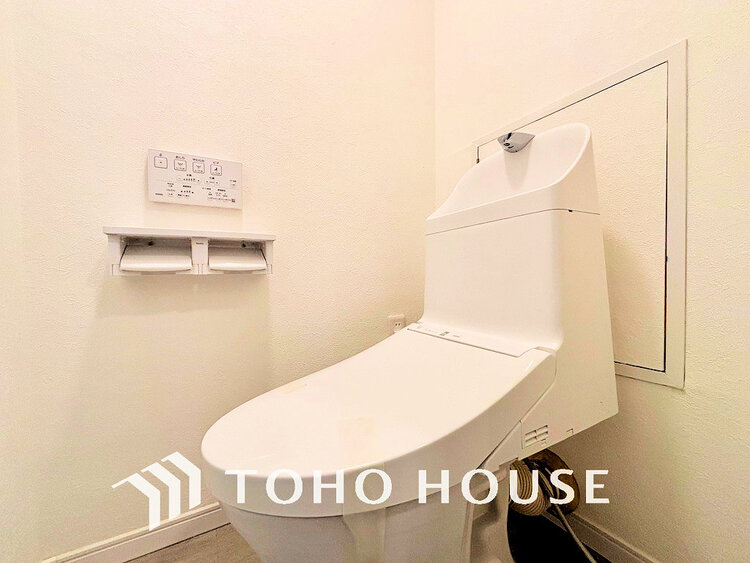 トイレ トイレには快適な温水洗浄便座付