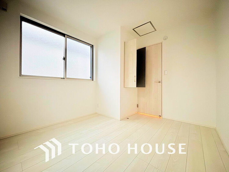 内装 シンプルですっきりとした室内は飽きのこない居心地の良い雰囲気