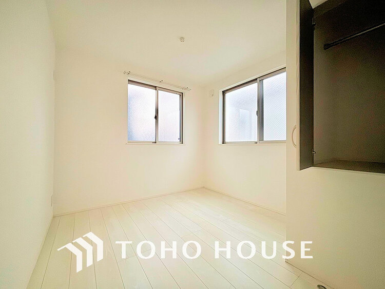 内装 家具の配置のし易い室内です。趣味の部屋としても充分な広さです