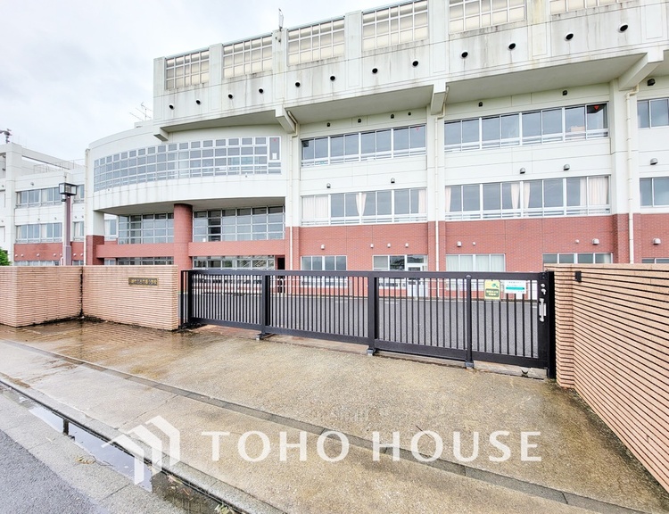 周辺 川崎市立古市場小学校　距離450ｍ