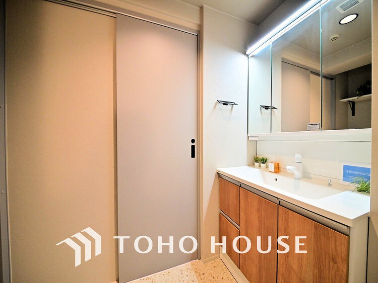 洗面 清潔感のある脱衣場