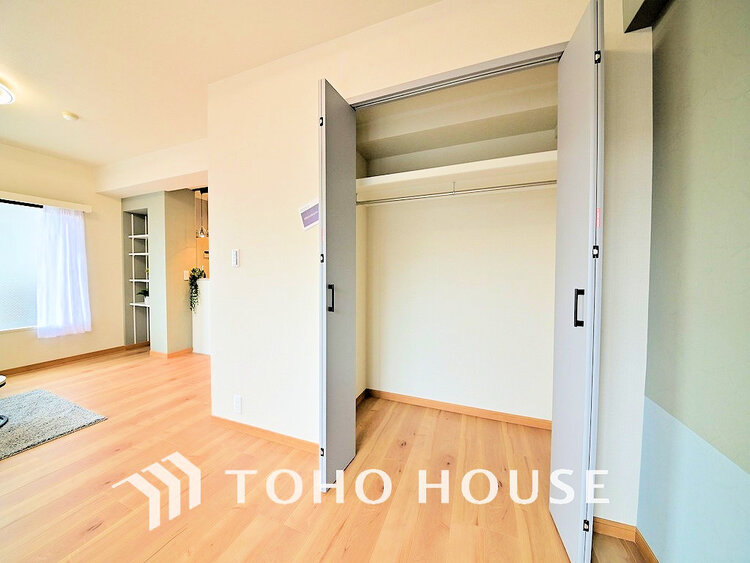 収納 リビング　収納