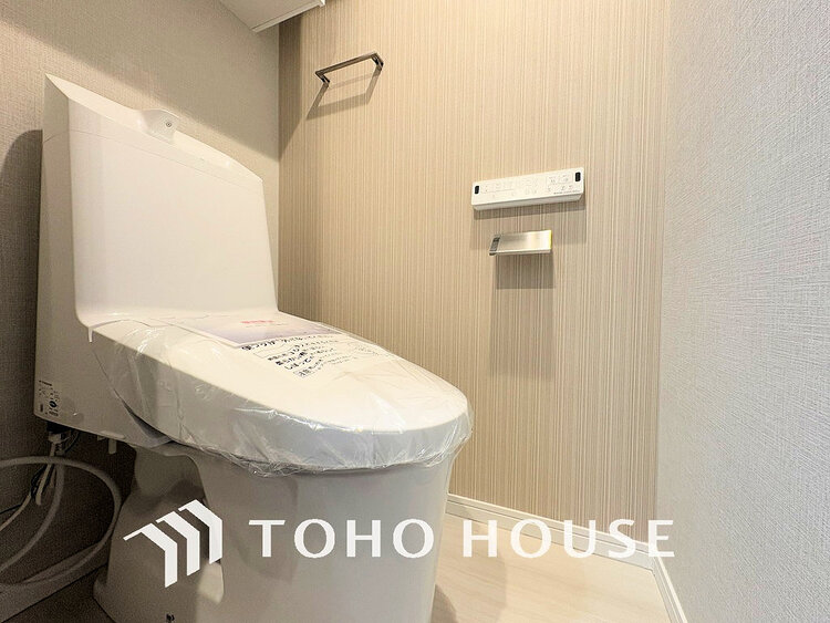 トイレ トイレには快適な温水洗浄便座付