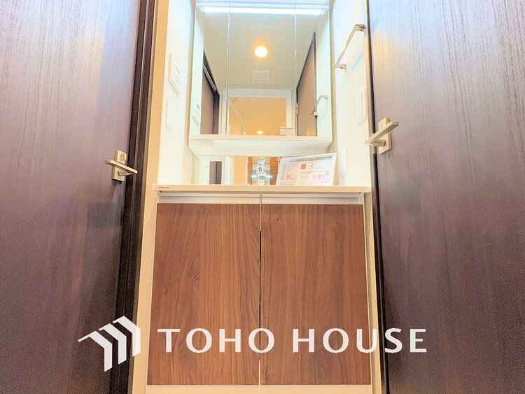 洗面 清潔感のある脱衣場