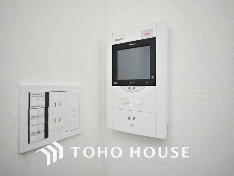 その他 来客が一目でわかるモニター付きインターホン