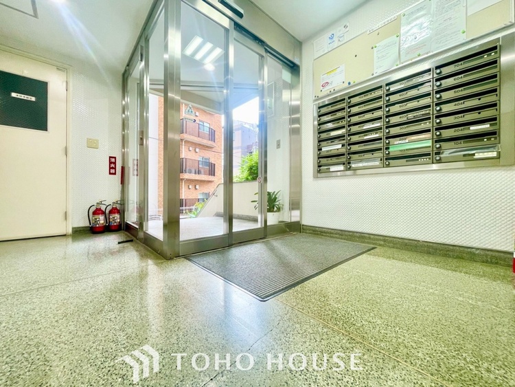 その他 【ENTRANCE】◆そびえ立つ◆我が家のシンボル。遠くの空が赤く染まる夕べが待ち遠しい。