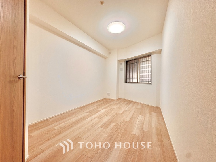 内装 寝室は一日の疲れを癒す大切な空間。快適で落ち着けるおすすめの間取りです。