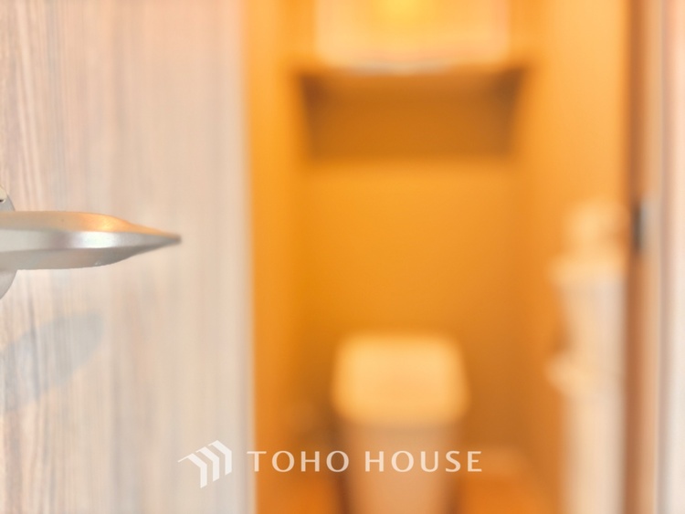 トイレ 清潔感あふれる快適なトイレ。毎日を心地よく過ごせるおすすめポイントです。