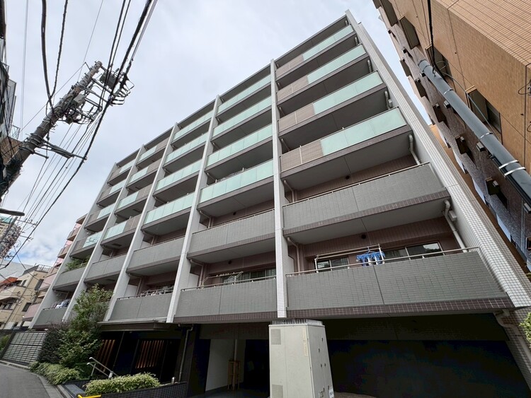 外観 飽きのこないシンプルモダンな外観です。