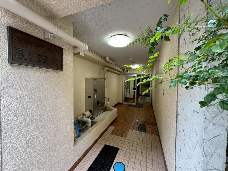 エントランス 上質感漂う玄関アプローチです。