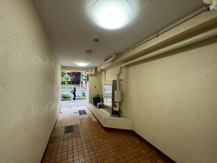 その他 館内は静寂な中が保たれており、管理が行き届いている印象を受けました。