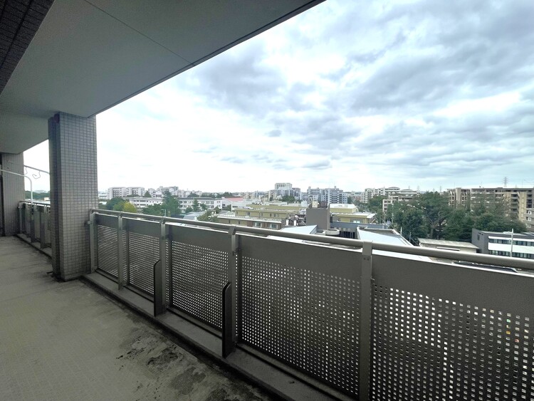 その他 朝の澄んだ空気や、夕方に吹く清々しい風を感じられるバルコニー。