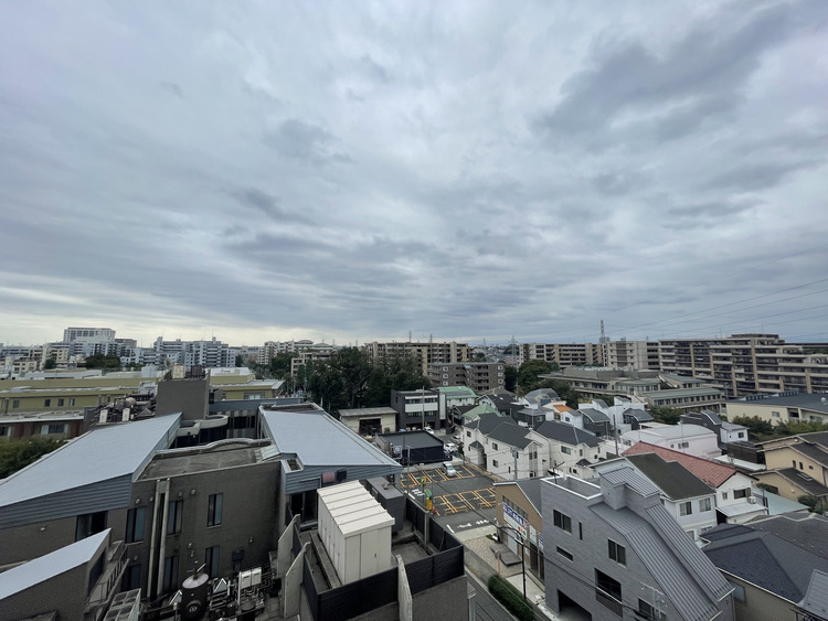 その他 眺望や窓からの景色が良いと、家で過ごす時間も快適です。