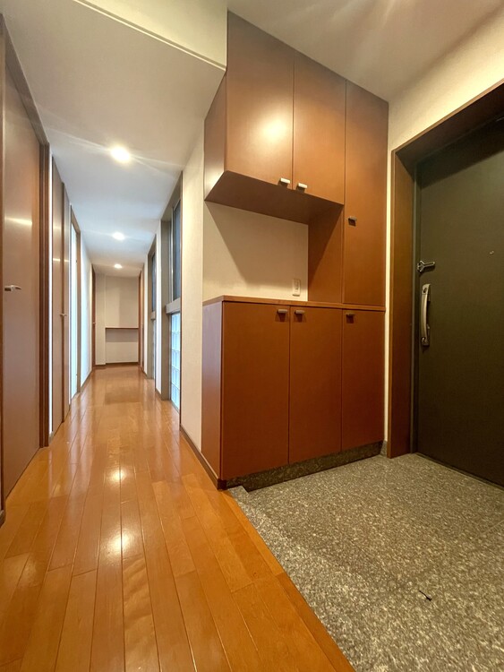 その他 清潔感のある落ち着いた雰囲気の玄関です。