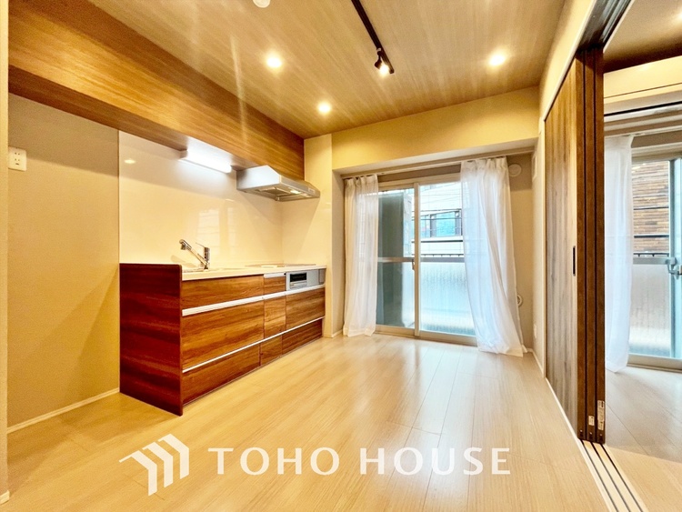 内装 【LIVING】◆simple is best◆無駄のない綺麗なつくりのリビングルームであなただけの暮らしを。