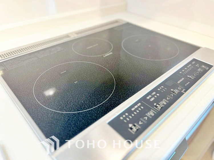 キッチン 【KITCHEN】◆家族のおはよう◆の声を笑顔で迎えてあげられるシステムキッチン。朝ごはんが楽しみでちょっと早起きしたくなるんです。