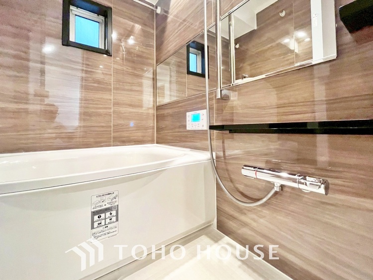 風呂 【BATHROOM】◆プライベートな空間◆simpleだからrelaxできるんです。こころもからだもキレイさっぱり。