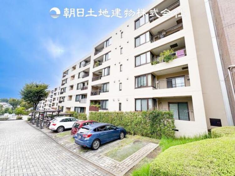 外観 リフォーム中につきリフォーム完了したお部屋も見ることができます。