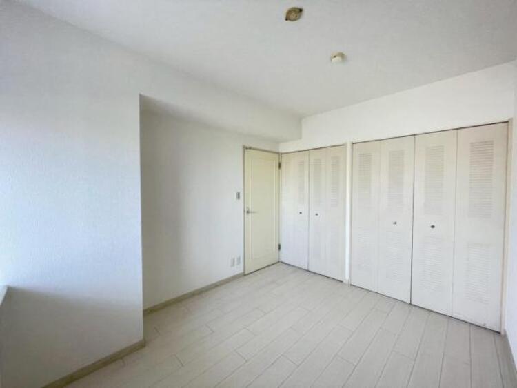 内装 各居室収納がありご家族ごとのアイテムをすっきりとしまえます 