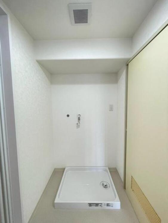 洗面 万一の水漏れにも床への漏水を防ぐ、防水パン設置済み！ 