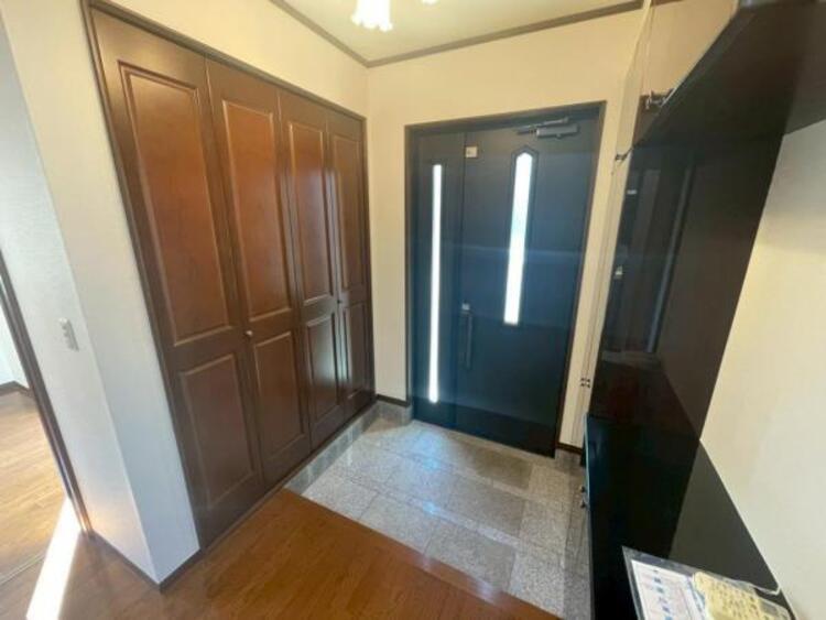 その他 ご家族分の靴をすっきりとしまえる、大容量シューズボックス 