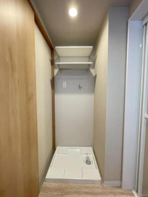 洗面 万一の水漏れにも床への漏水を防ぐ、防水パン設置済み！ 